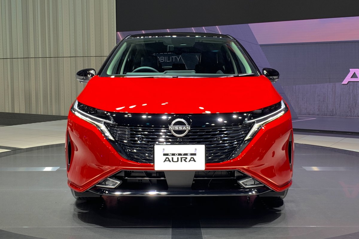 日産 オーラ