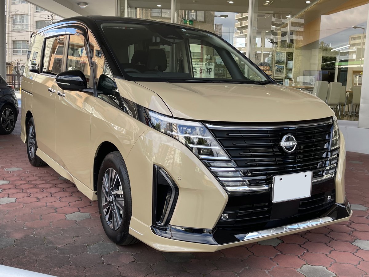 日産 セレナ