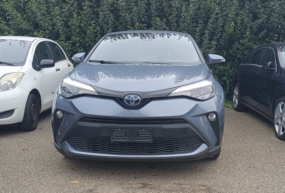 トヨタ C-HR